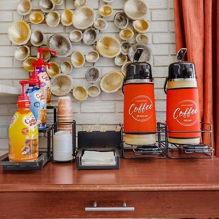 Econo Lodge Creedmoor Zewnętrze zdjęcie